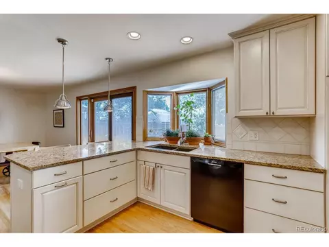 12656 E Bates Cir, Aurora, CO 80014 photo 10