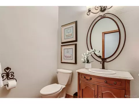 8378 Colonial Dr, Lone Tree, CO 80124 photo 15