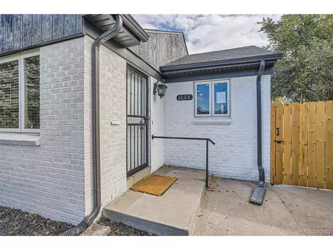 3130 N Steele St, Denver, CO 80205 photo 4