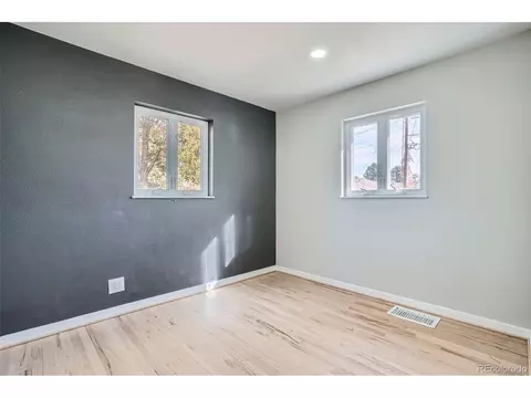 3130 N Steele St, Denver, CO 80205 photo 16