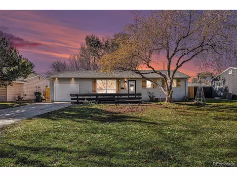 1002 S 10th Ave, Sterling, CO 80751