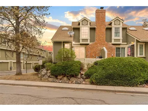 2015 S Helena St #E, Aurora, CO 80013
