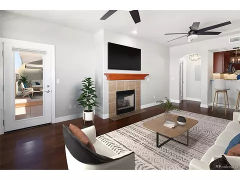 9059 E Panorama Cir #B413, Englewood, CO 80112