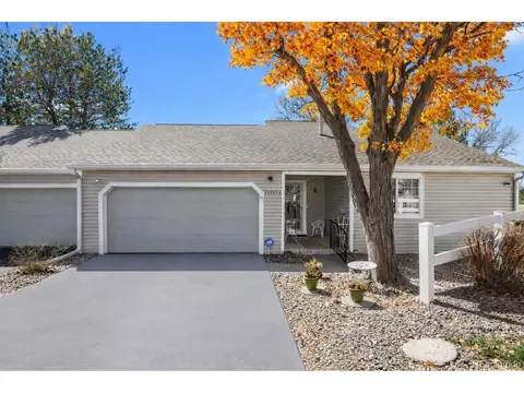 13787 E Marina Dr #B, Aurora, CO 80014