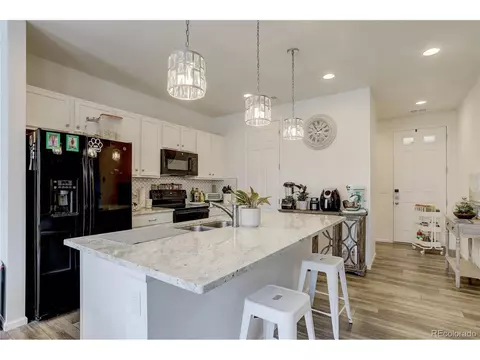 25528 E Archer Pl, Aurora, CO 80018 photo 3