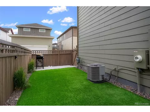 Exterior - 20876 E 61st Dr, Aurora, CO 80019 photo 4 of 7