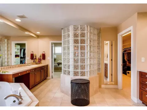 Undisclosed, Aurora, CO 80016 photo 19