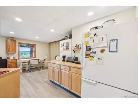 Kitchen - 47 Sombrero Ct, Lyons, CO 80540 photo 7 of 8