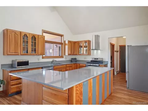 Kitchen - 47 Sombrero Ct, Lyons, CO 80540 photo 1 of 8