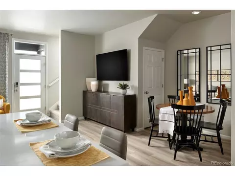 5089 S Robb St, Littleton, CO 80127