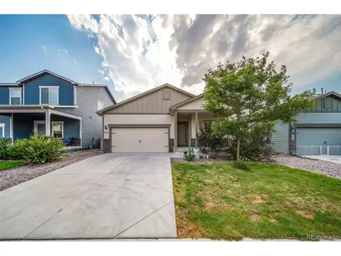 333 Spruce St, Bennett, CO 80102 photo 1