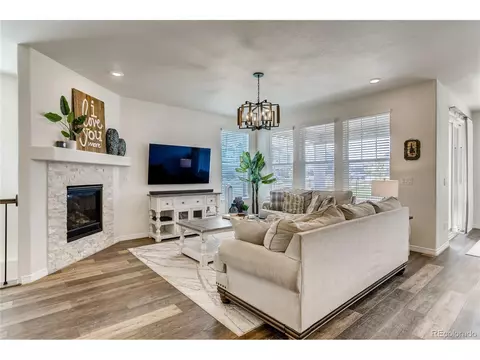 28052 E Nova Pl, Aurora, CO 80016 photo 3