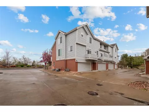 16901 E Warren Pl #B, Aurora, CO 80013 photo 4