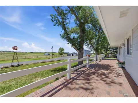 42593 London Dr, Parker, CO 80138