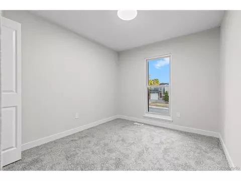 Bedroom - 18842 E Oregon Dr, Aurora, CO 80017 photo 1 of 3