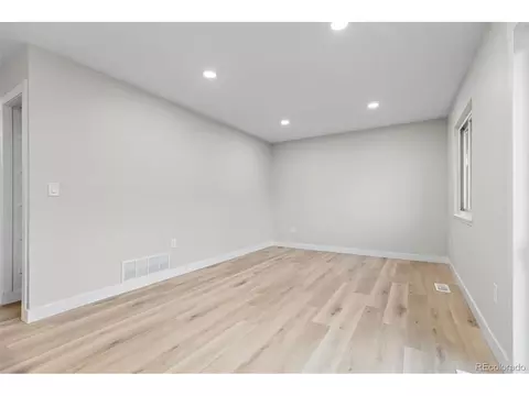 Living - 18842 E Oregon Dr, Aurora, CO 80017 photo 5 of 6