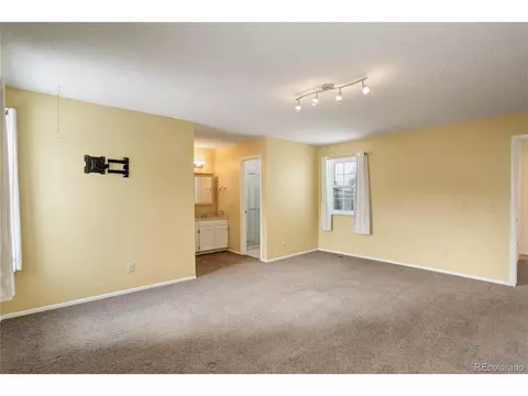 Undisclosed, Aurora, CO 80014 photo 25