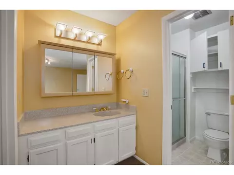 Undisclosed, Aurora, CO 80014 photo 28