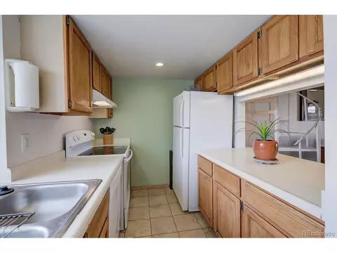 2469 Devonshire Ct #32, Denver, CO 80229 photo 9
