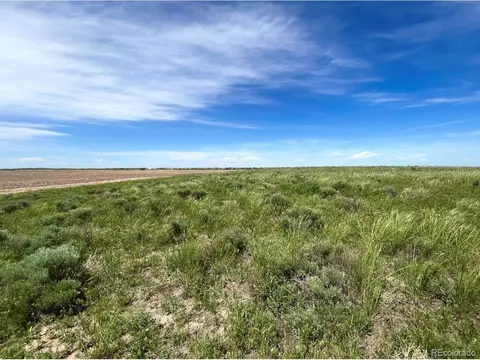 2 Mimosa Rd, Byers, CO 80103