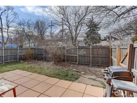 Exterior - 1902 Grove St, Boulder, CO 80302 photo 6 of 10