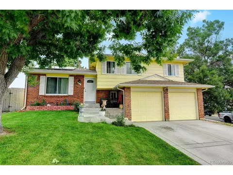 1807 S Memphis St, Aurora, CO 80017