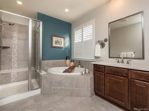 27829 E Links Pl, Aurora, CO 80016 photo 12