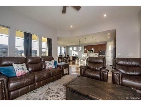 27829 E Links Pl, Aurora, CO 80016 photo 10