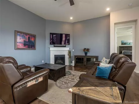 27829 E Links Pl, Aurora, CO 80016 photo 9