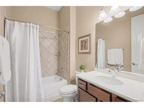 Bath - 26534 E Links Pl, Aurora, CO 80016 photo 3 of 5