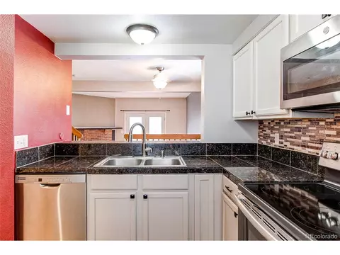 4209 S Mobile Cir #E, Aurora, CO 80013 photo 5