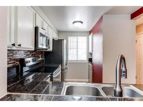 4209 S Mobile Cir #E, Aurora, CO 80013 photo 6