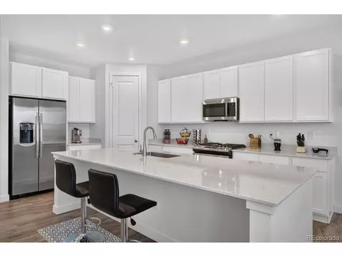 Kitchen - 24495 Evans Dr, Aurora, CO 80018 photo 2 of 6