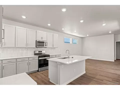 2662 E 103rd Ave, Thornton, CO 80229 photo 5