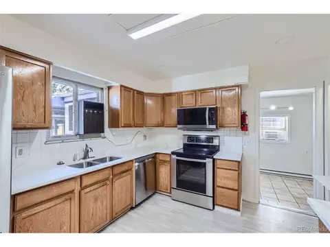 15005 Maxwell Pl, Denver, CO 80239 photo 8