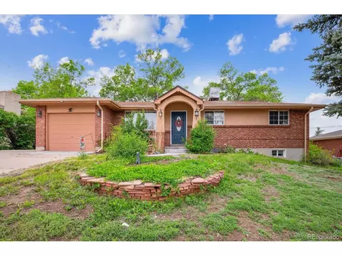 775 Urban St, Lakewood, CO 80401