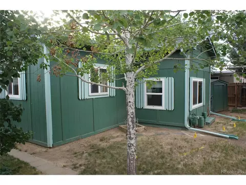 1046 Macdavidson Cir, Dacono, CO 80514 photo 11