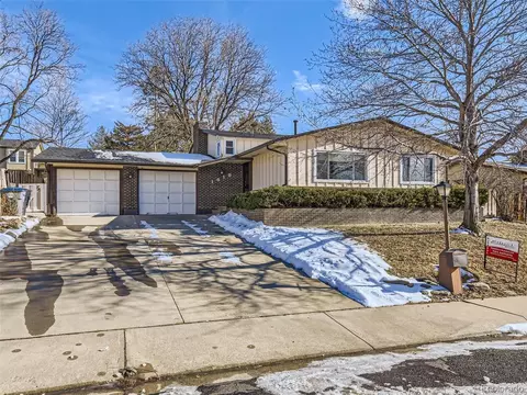 1418 Hilltop Dr, Longmont, CO 80504