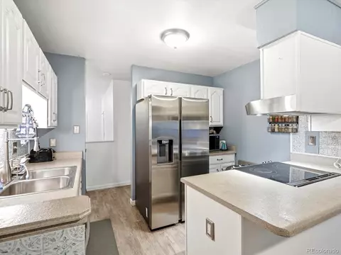 Kitchen - 2540 S Deframe St, Lakewood, CO 80228 photo 3 of 5