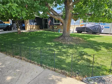 Exterior - 2540 S Deframe St, Lakewood, CO 80228 photo 15 of 15