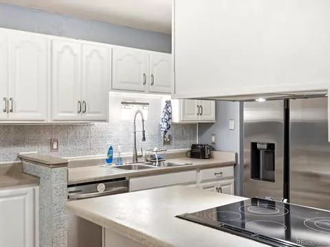 Kitchen - 2540 S Deframe St, Lakewood, CO 80228 photo 4 of 5