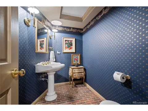 8505 E Temple Dr #513, Denver, CO 80237 photo 35
