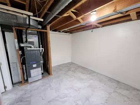 Undisclosed, Aurora, CO 80011 photo 18