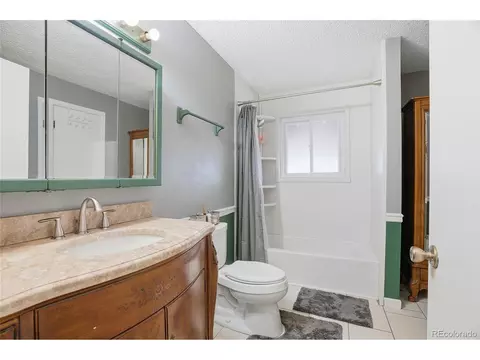 Bath - Undisclosed, Aurora, CO 80013 photo 1 of 4