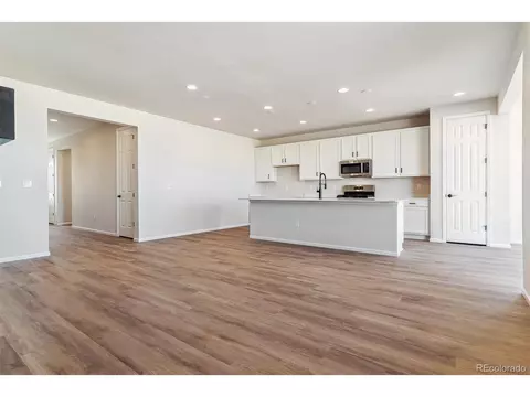 25005 E 41st Ave, Aurora, CO 80019 photo 8