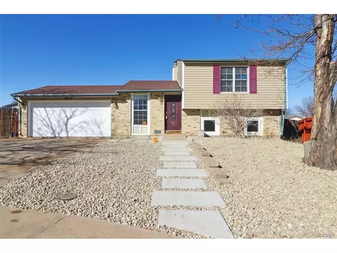 18711 E Arkansas Pl, Aurora, CO 80017