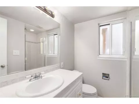 19060 E Mansfield Dr, Aurora, CO 80013 photo 14
