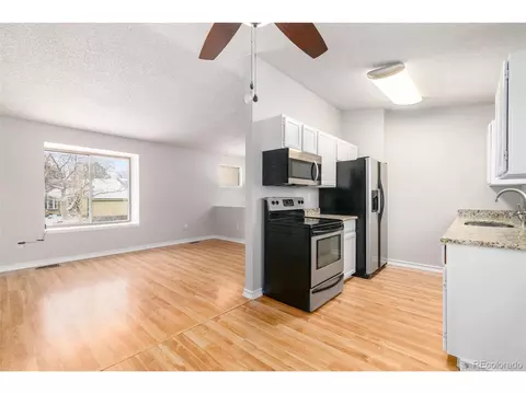 19060 E Mansfield Dr, Aurora, CO 80013 photo 7