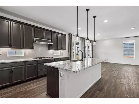 21098 E 61st Dr, Aurora, CO 80019 photo 12