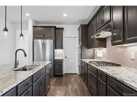 21098 E 61st Dr, Aurora, CO 80019 photo 13